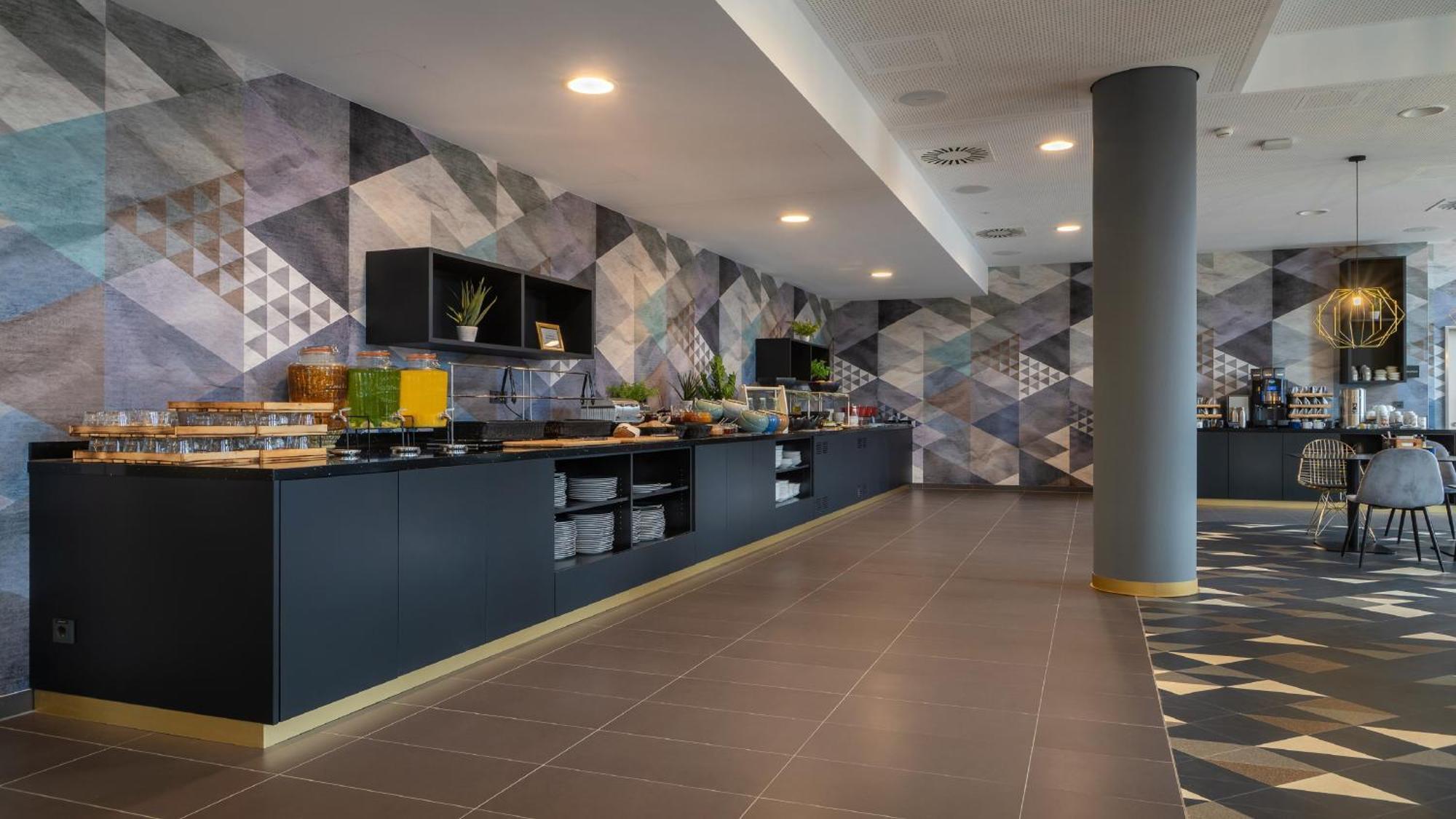Holiday Inn - The Niu, Ridge Halle Central Station By Ihg Ngoại thất bức ảnh