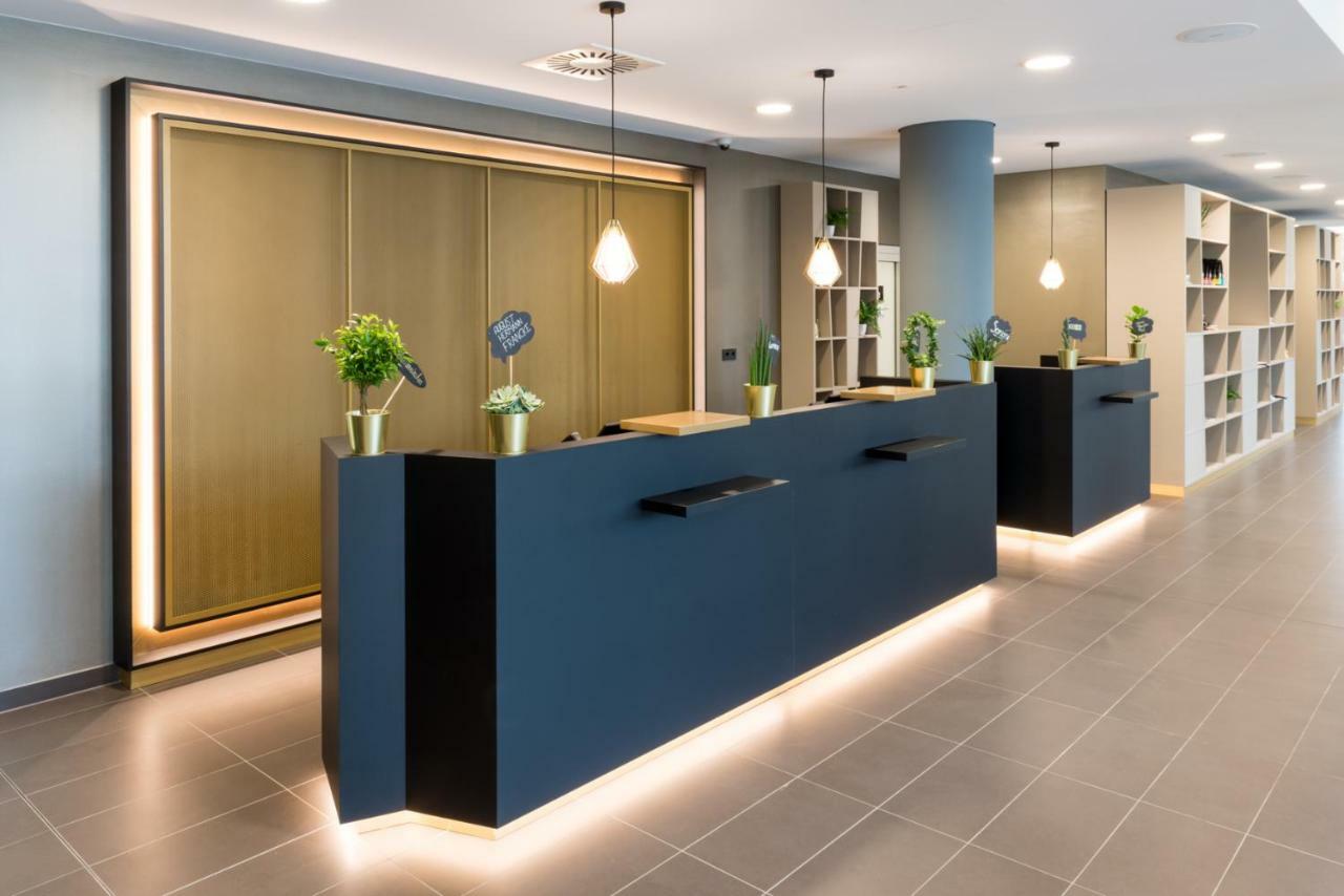Holiday Inn - The Niu, Ridge Halle Central Station By Ihg Ngoại thất bức ảnh